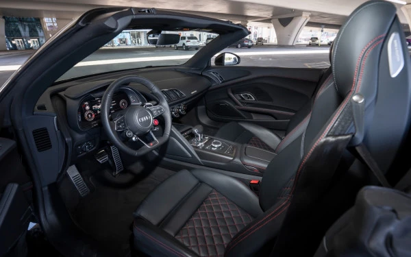 Black Audi R8 Spyder, 2022 Photo 9