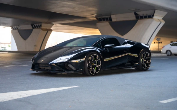 Black Lamborghini Evo Spyder, 2023 Photo 1