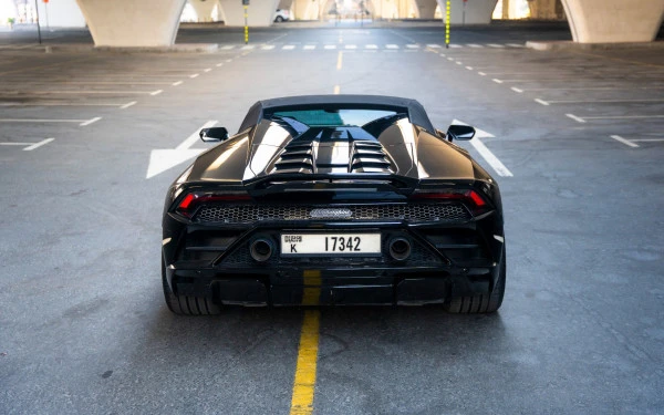 Black Lamborghini Evo Spyder, 2023 Photo 3