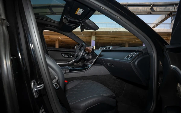 Black Mercedes S450 Maybach Kit, 2023 Photo 12