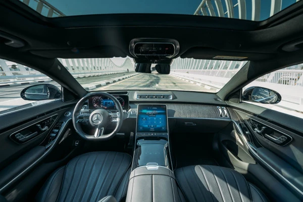 Black Mercedes S500, 2022 Photo 4