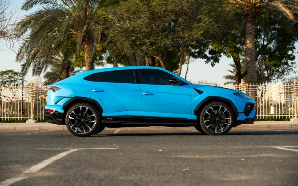 Blue Lamborghini Urus, 2023 Photo 14