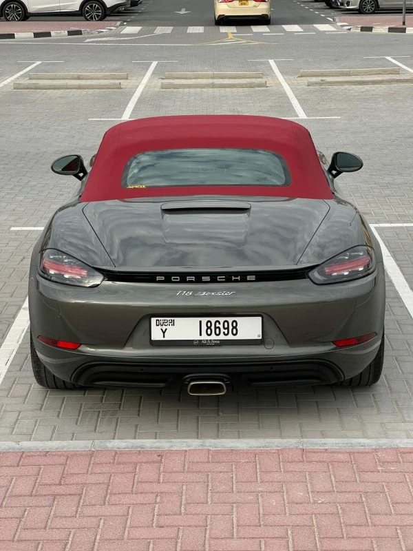 Grey Porsche 911 / Carrera, 2025 Photo 7