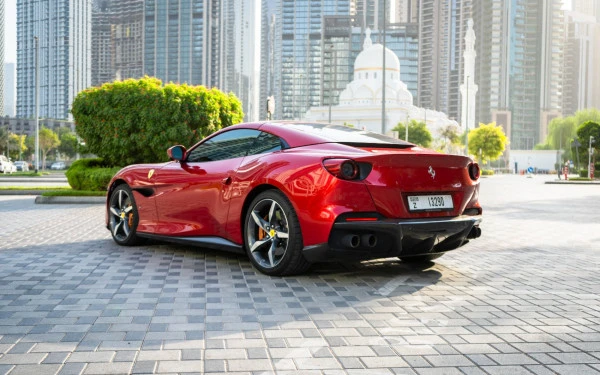 Red Ferrari Portofino M, 2023 Photo 4