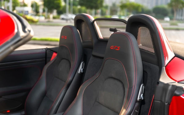 Red Porsche Boxster GTS 718, 2024 Photo 9