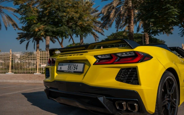 Yellow Chevrolet Corvette, 2022 Photo 16