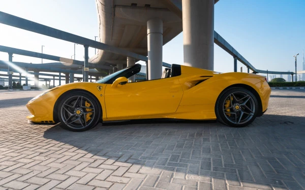 Yellow Ferrari F8 Tributo Spider, 2022 Photo 2