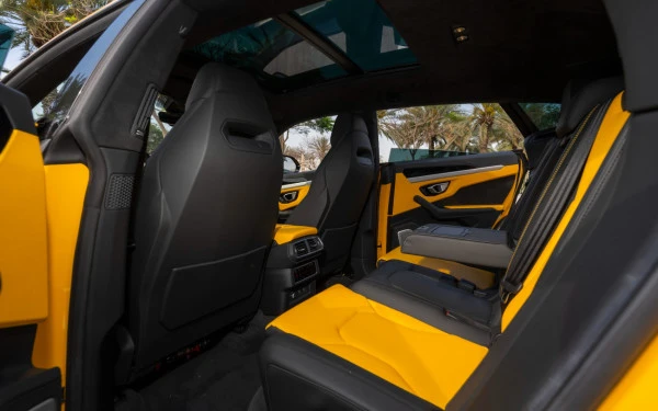 Yellow Lamborghini Urus, 2023 Photo 27